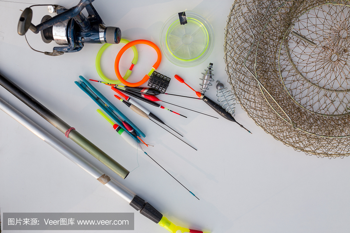 渔配件的观点包括钓鱼卷轴,钩子,浮子